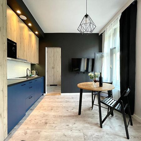 Copernicus Street Apartment - Broken Flowers And Twin Peaks Stary Toruń Екстериор снимка