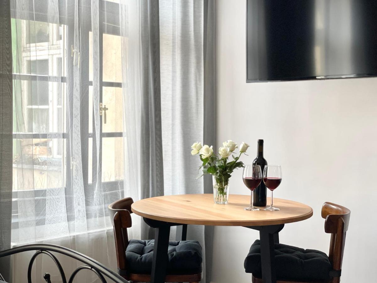 Copernicus Street Apartment - Broken Flowers And Twin Peaks Stary Toruń Екстериор снимка