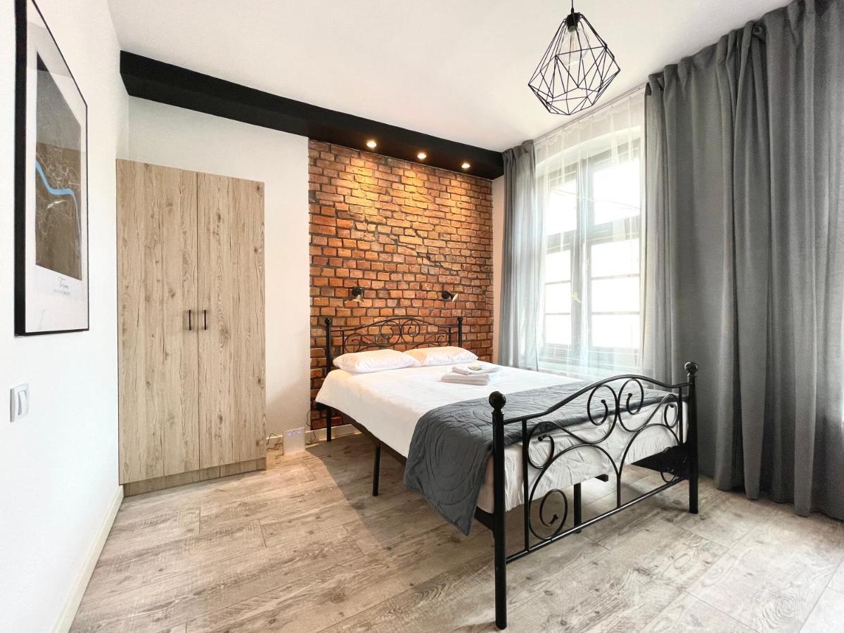 Copernicus Street Apartment - Broken Flowers And Twin Peaks Stary Toruń Екстериор снимка