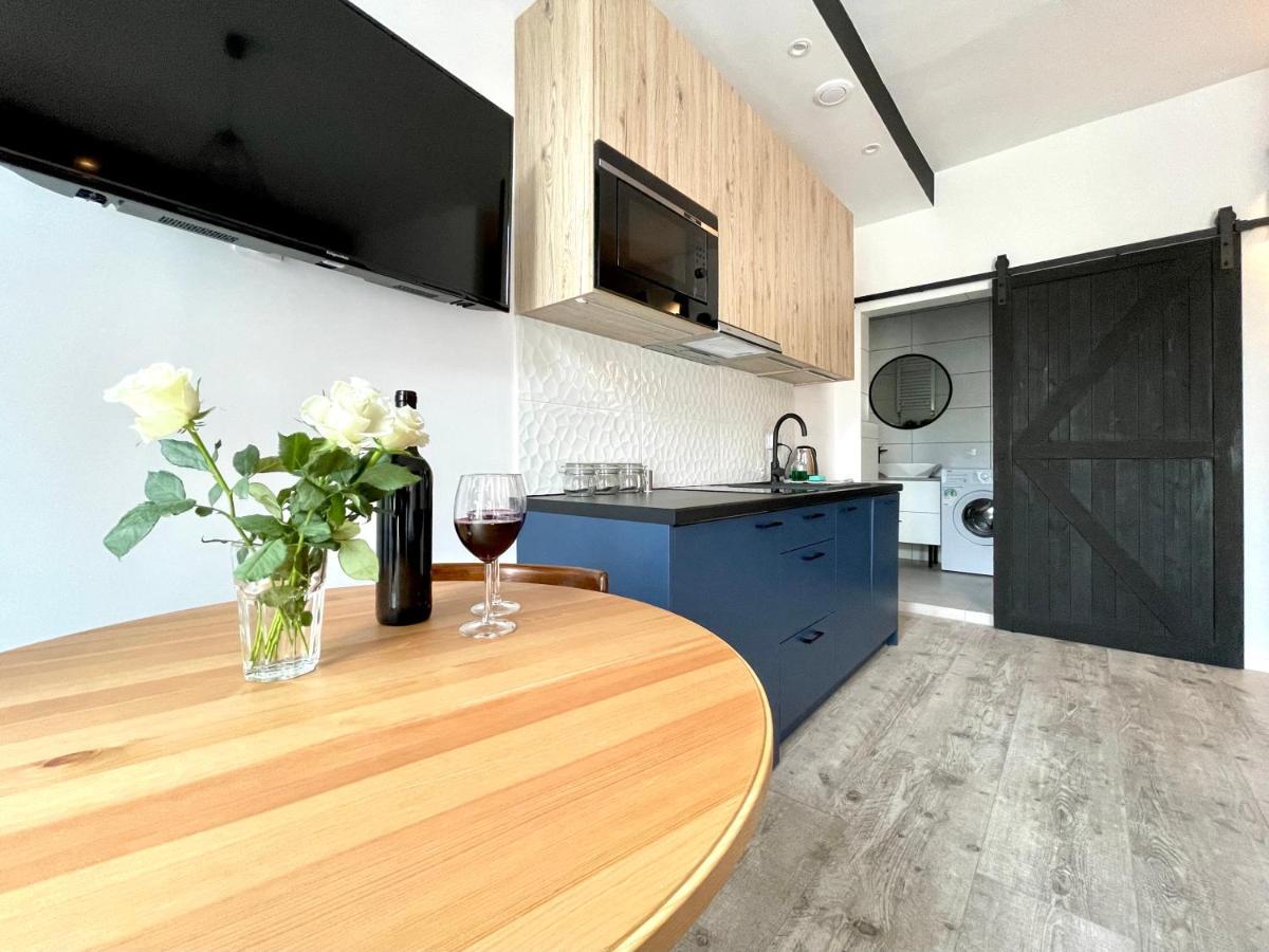 Copernicus Street Apartment - Broken Flowers And Twin Peaks Stary Toruń Екстериор снимка