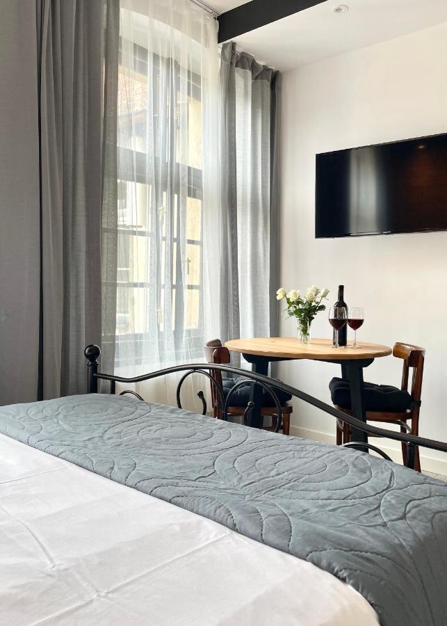 Copernicus Street Apartment - Broken Flowers And Twin Peaks Stary Toruń Екстериор снимка
