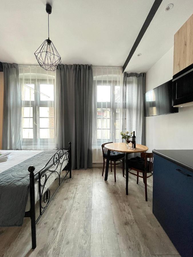 Copernicus Street Apartment - Broken Flowers And Twin Peaks Stary Toruń Екстериор снимка