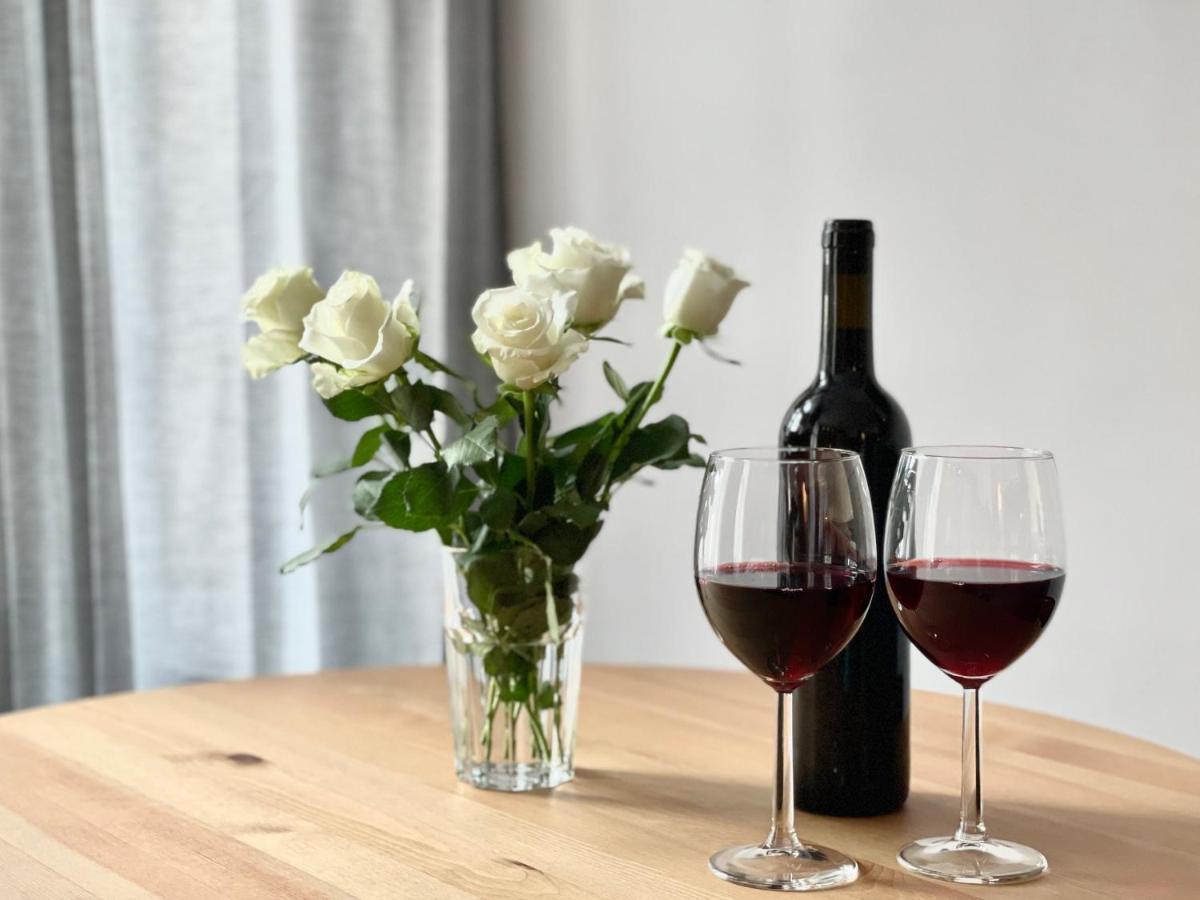 Copernicus Street Apartment - Broken Flowers And Twin Peaks Stary Toruń Екстериор снимка
