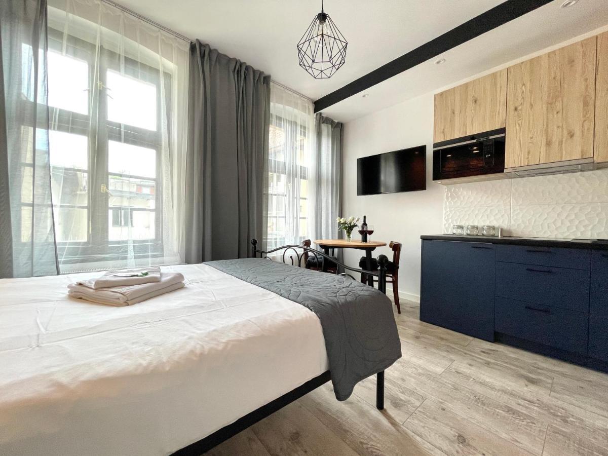 Copernicus Street Apartment - Broken Flowers And Twin Peaks Stary Toruń Екстериор снимка