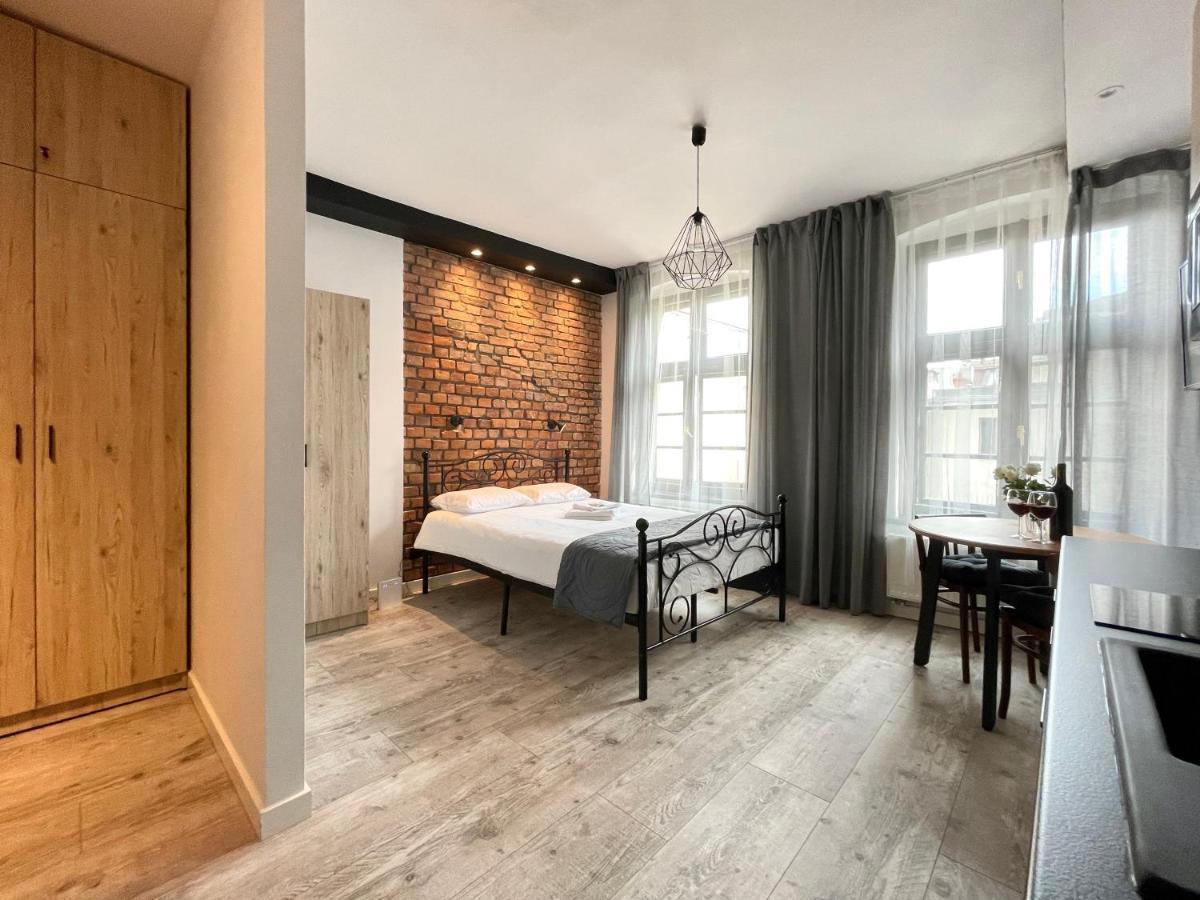 Copernicus Street Apartment - Broken Flowers And Twin Peaks Stary Toruń Екстериор снимка
