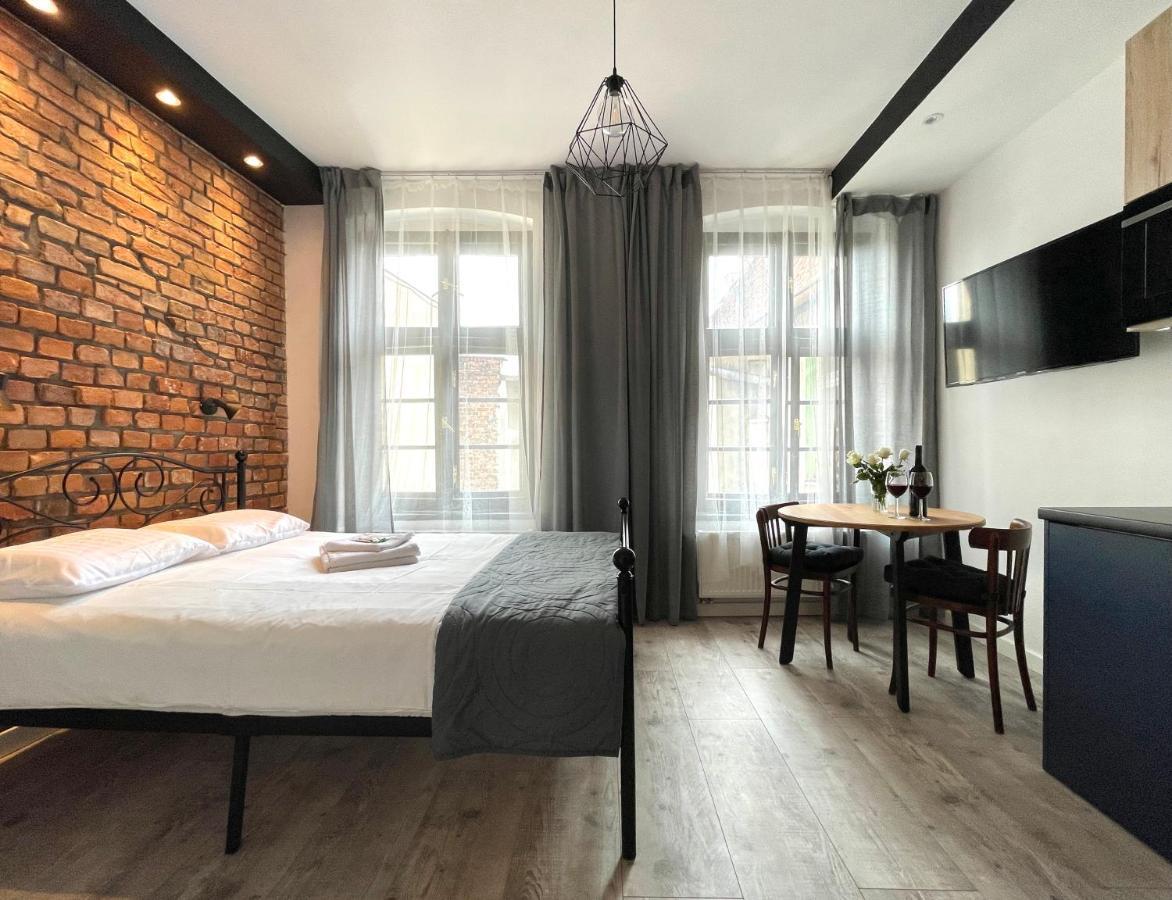 Copernicus Street Apartment - Broken Flowers And Twin Peaks Stary Toruń Екстериор снимка