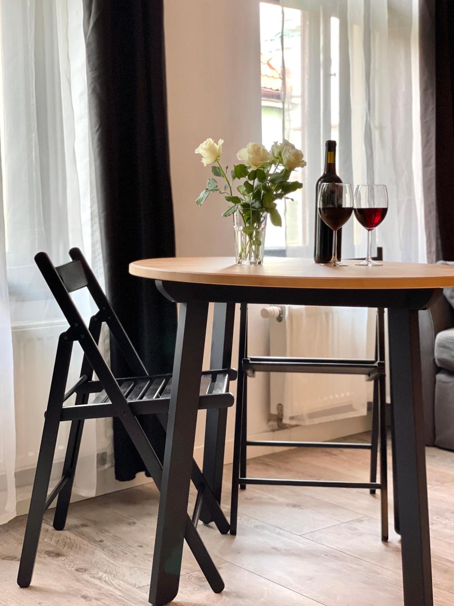 Copernicus Street Apartment - Broken Flowers And Twin Peaks Stary Toruń Екстериор снимка