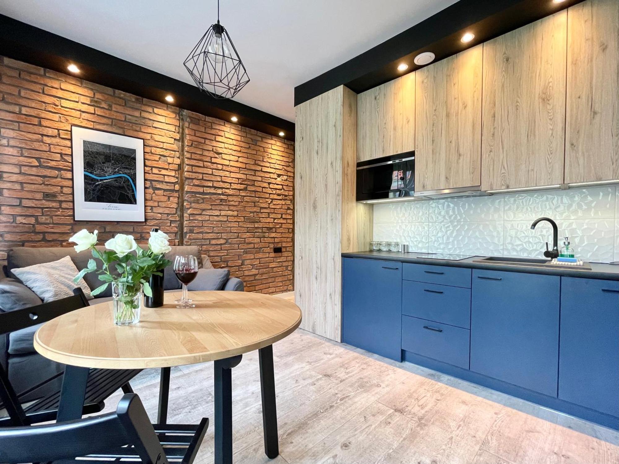 Copernicus Street Apartment - Broken Flowers And Twin Peaks Stary Toruń Екстериор снимка